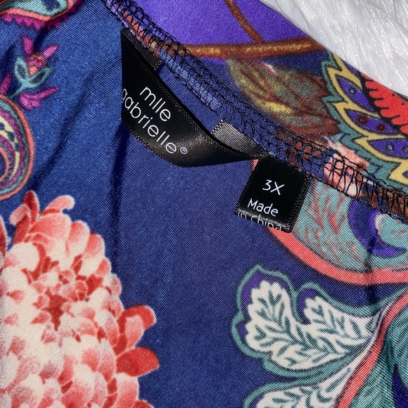 Beautiful maxi floral 3x dress - Picture 2 of 2